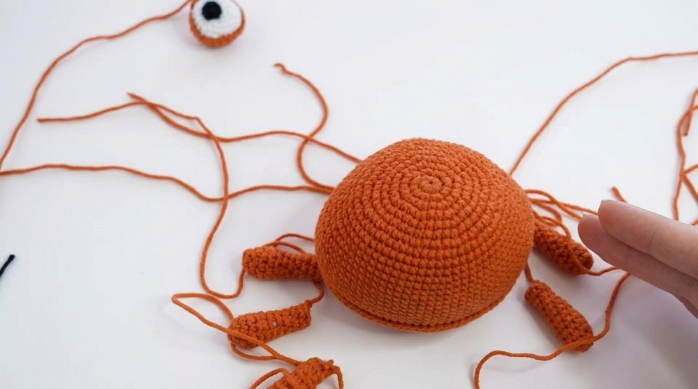 Crochet Amigurumi Crab Pattern 4