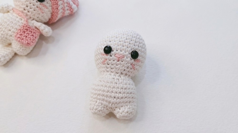 Crochet Amigurumi Cute Mini Cat Pattern 3