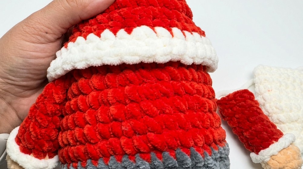 Crochet Amigurumi Gnome Pattern 4
