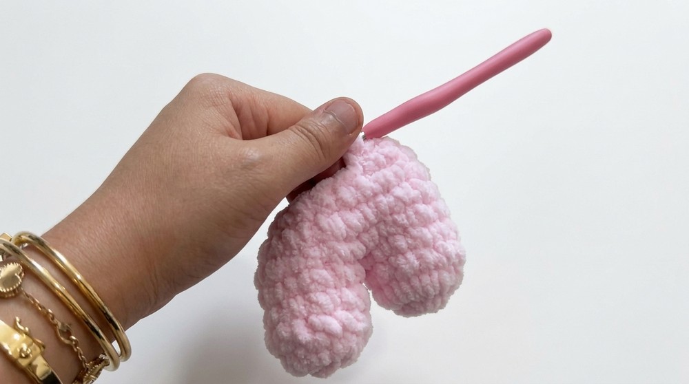 Crochet Amigurumi Snoopy Pattern 4