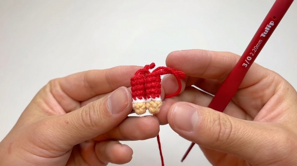 Crochet Amigurumi Santa Claus Pattern 2