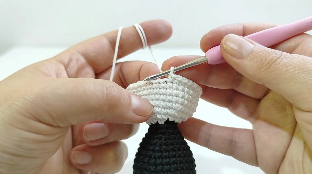 Crochet Amigurumi Ghostface Pattern 2
