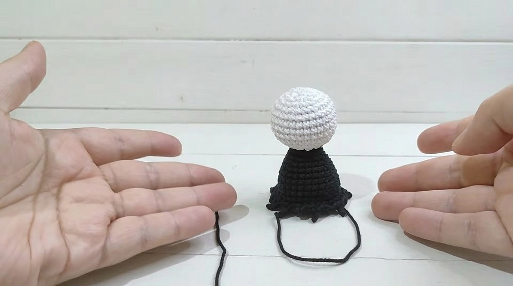 Crochet Amigurumi Ghostface Pattern 3