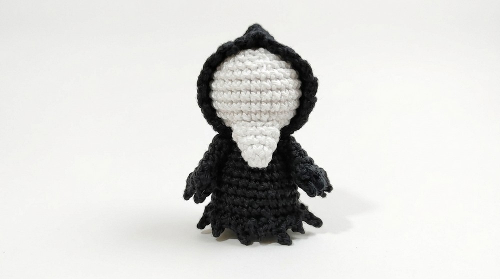 Crochet Amigurumi Ghostface Pattern 4